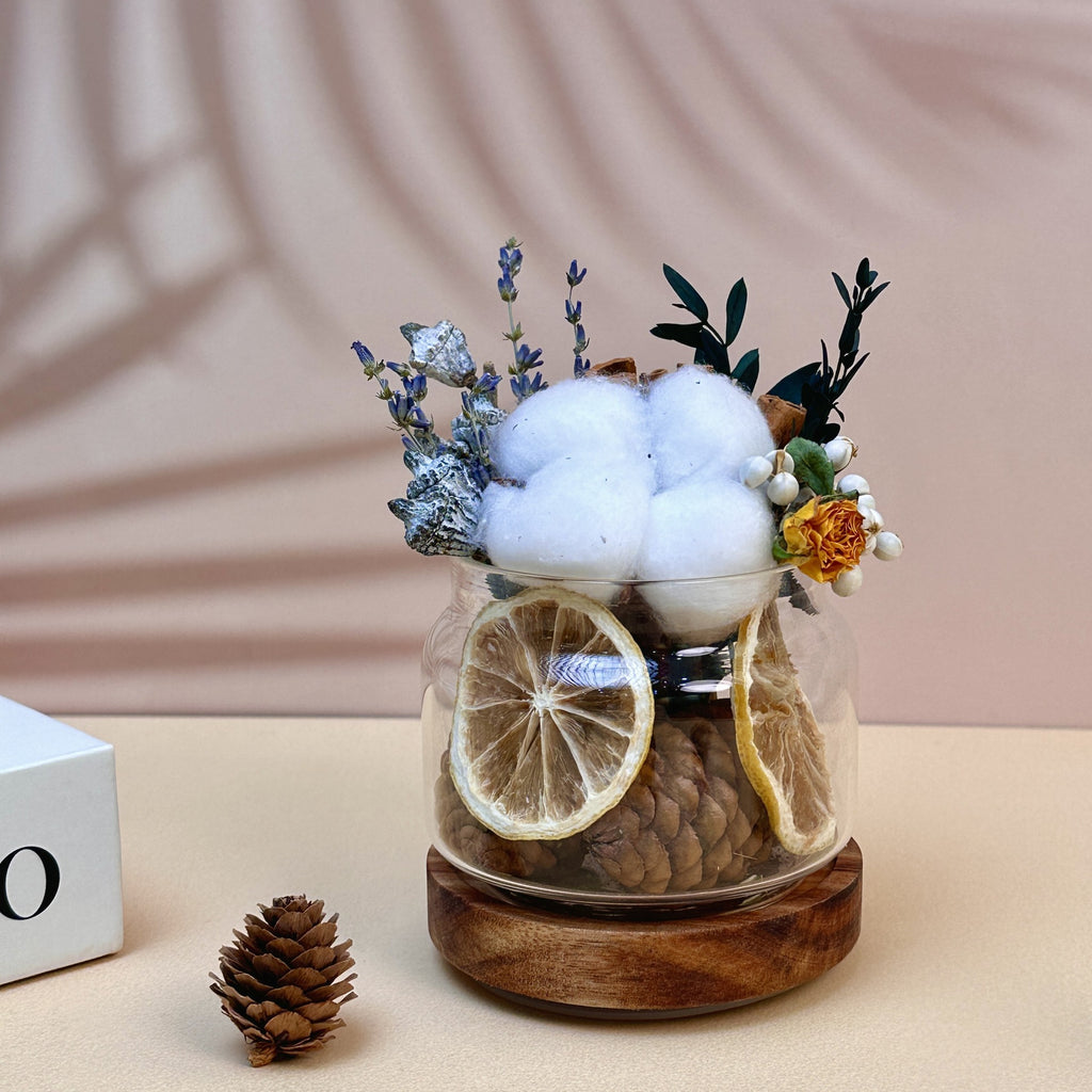 Dried Flower Reed Diffuser | Glass Aroma Diffuser with 10ml Fragrance Oil | Home Fragrance Decor