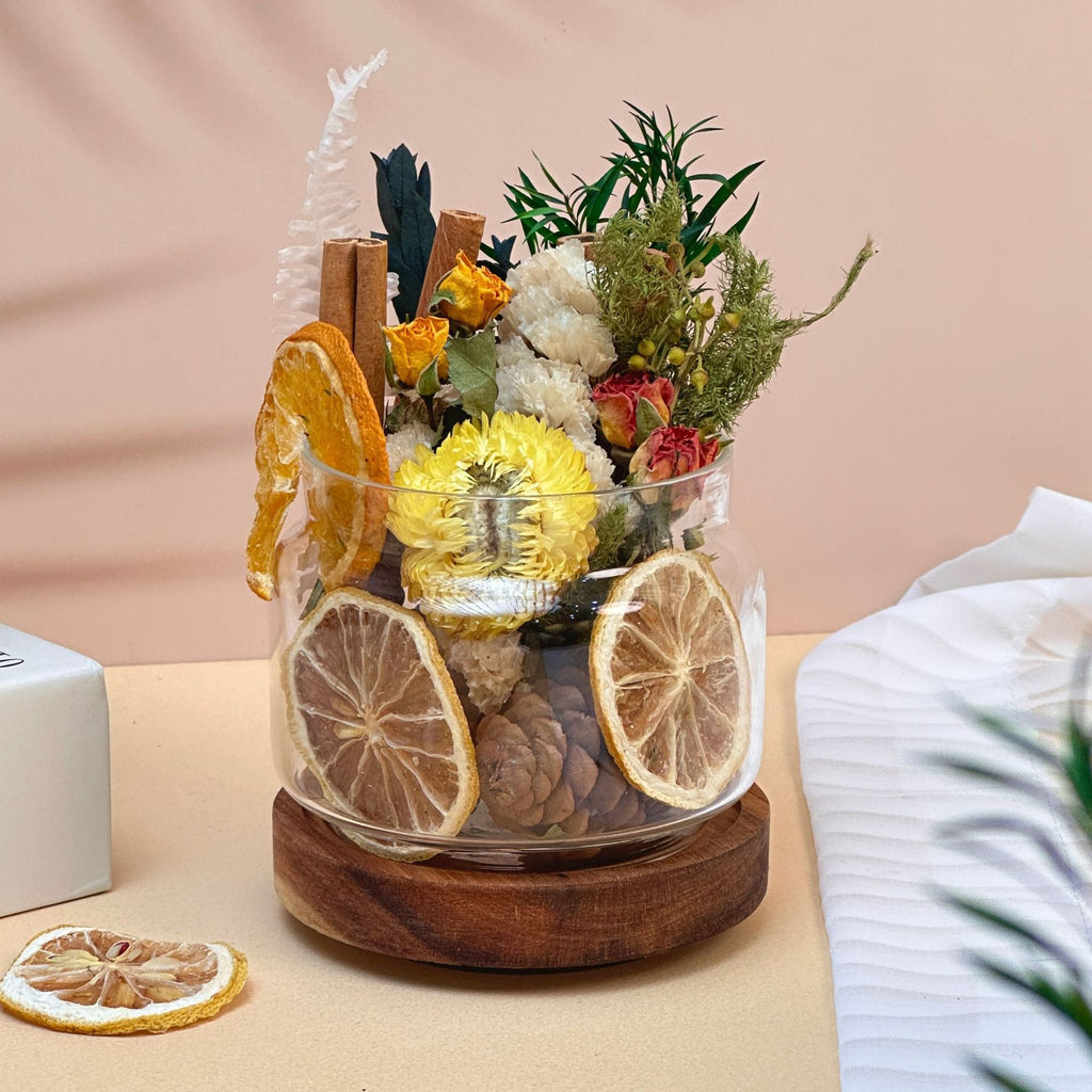 Dried Flower Reed Diffuser | Glass Aroma Diffuser with 10ml Fragrance Oil | Home Fragrance Decor