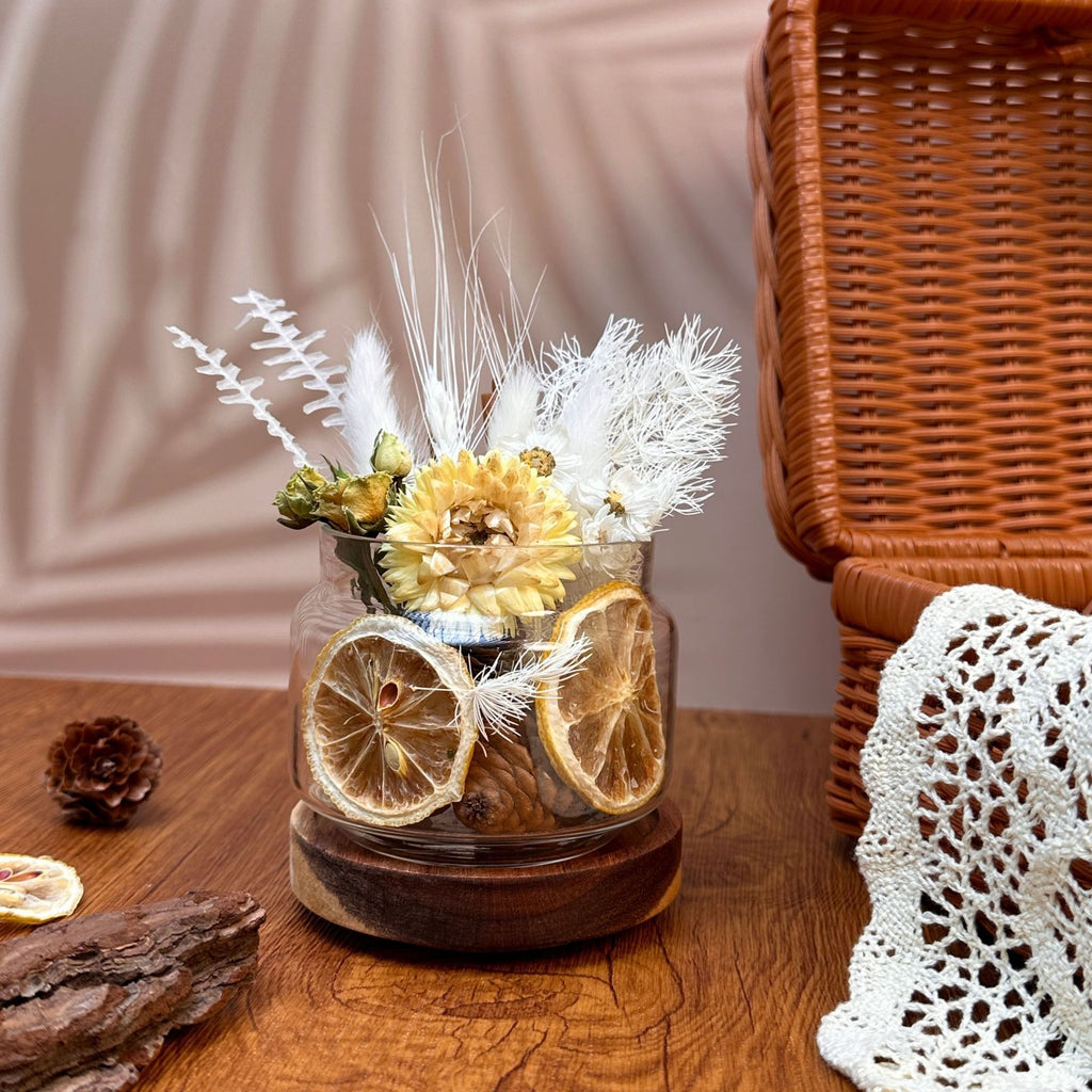 Dried Flower Reed Diffuser | Glass Aroma Diffuser with 10ml Fragrance Oil | Home Fragrance Decor