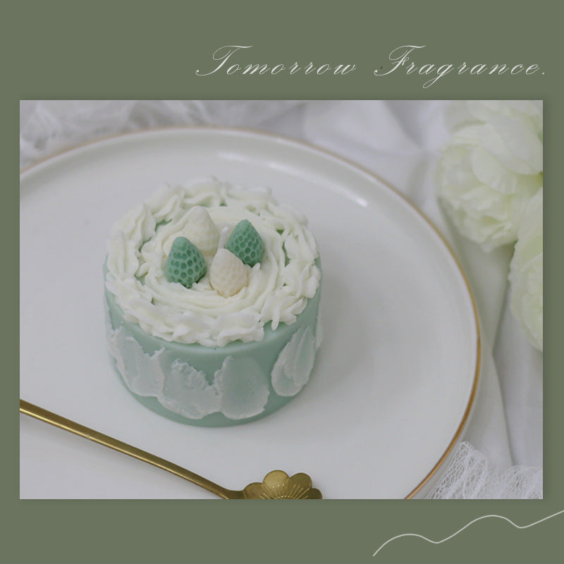 Cake-Shaped Scented Candle | English Pear & Freesia | Soy Wax Decorative Candle